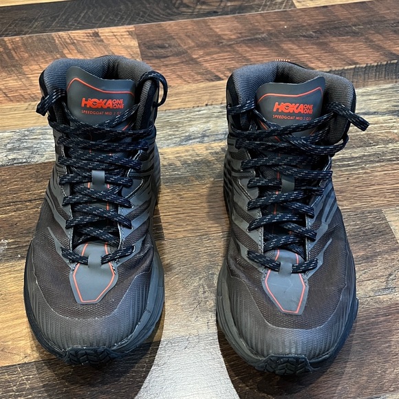 Hoka One One Men's Speedgoat Mid 2 GTX